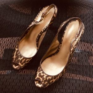 LIZ CLAIBORNE HEELS